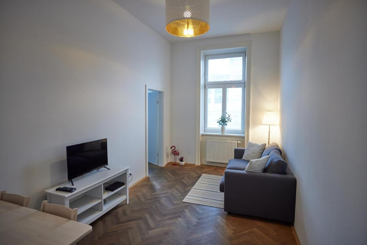 Self-Check-In & Perfect Metro Connection I Apartment Vienna Exterior photo