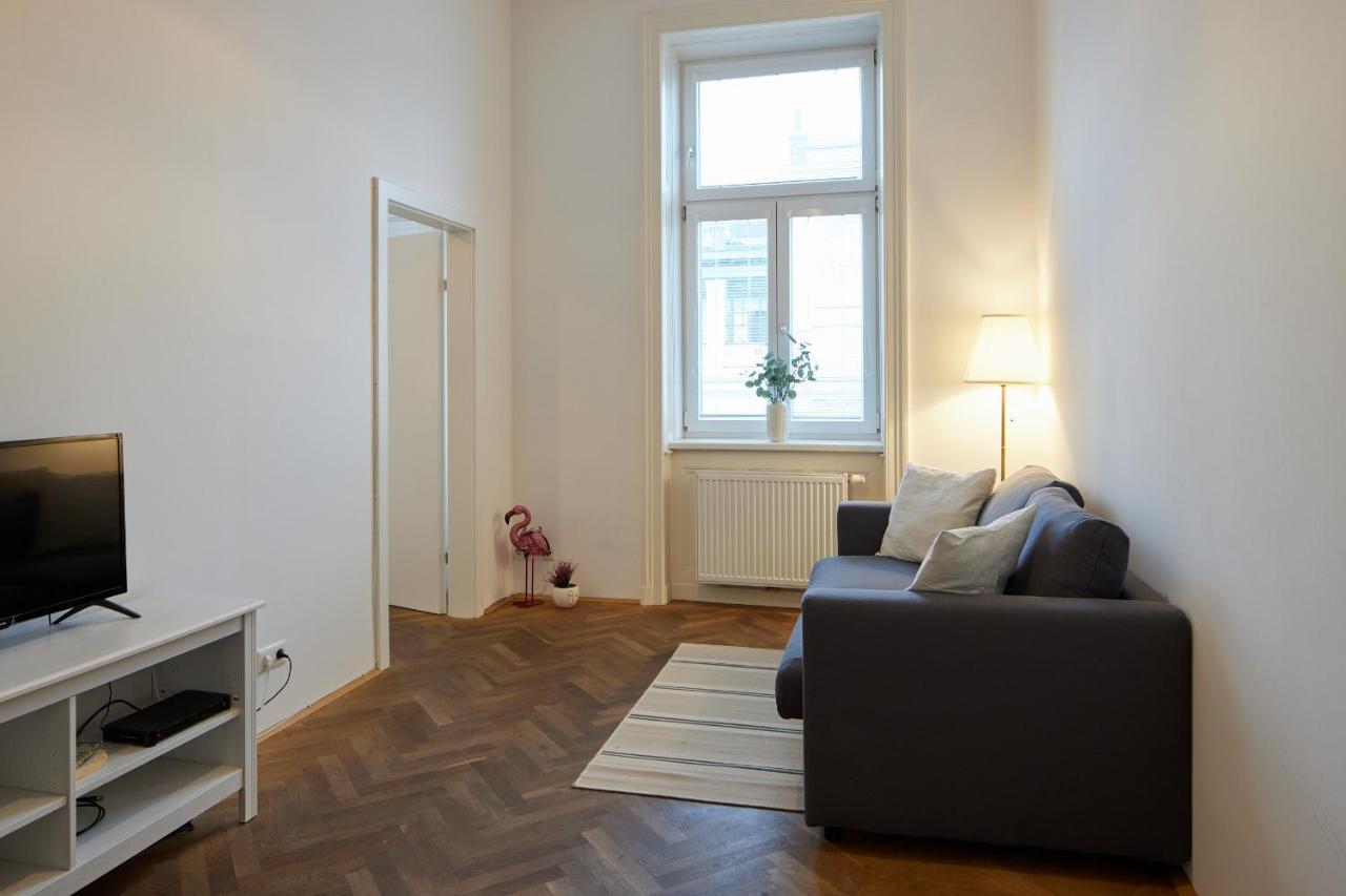 Self-Check-In & Perfect Metro Connection I Apartment Vienna Exterior photo